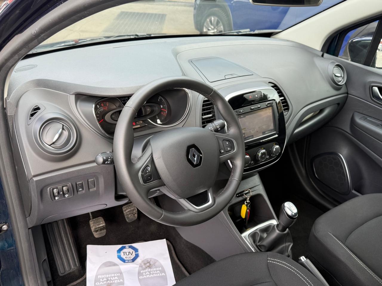 Captur 1.0 /unipro/rate/sport / unipro/ rate/ E6