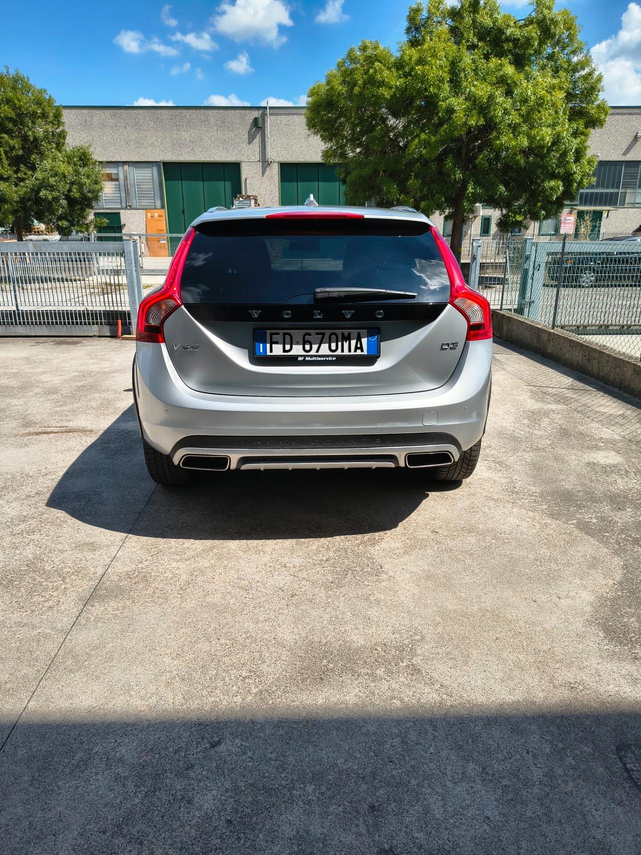 Volvo V60 Cross Country D3 Momentum