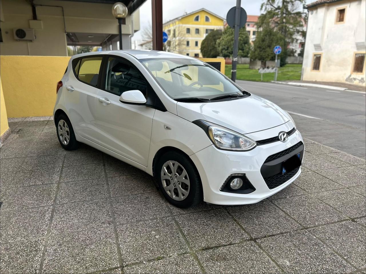 Hyundai i10 1.0 GPL 2016
