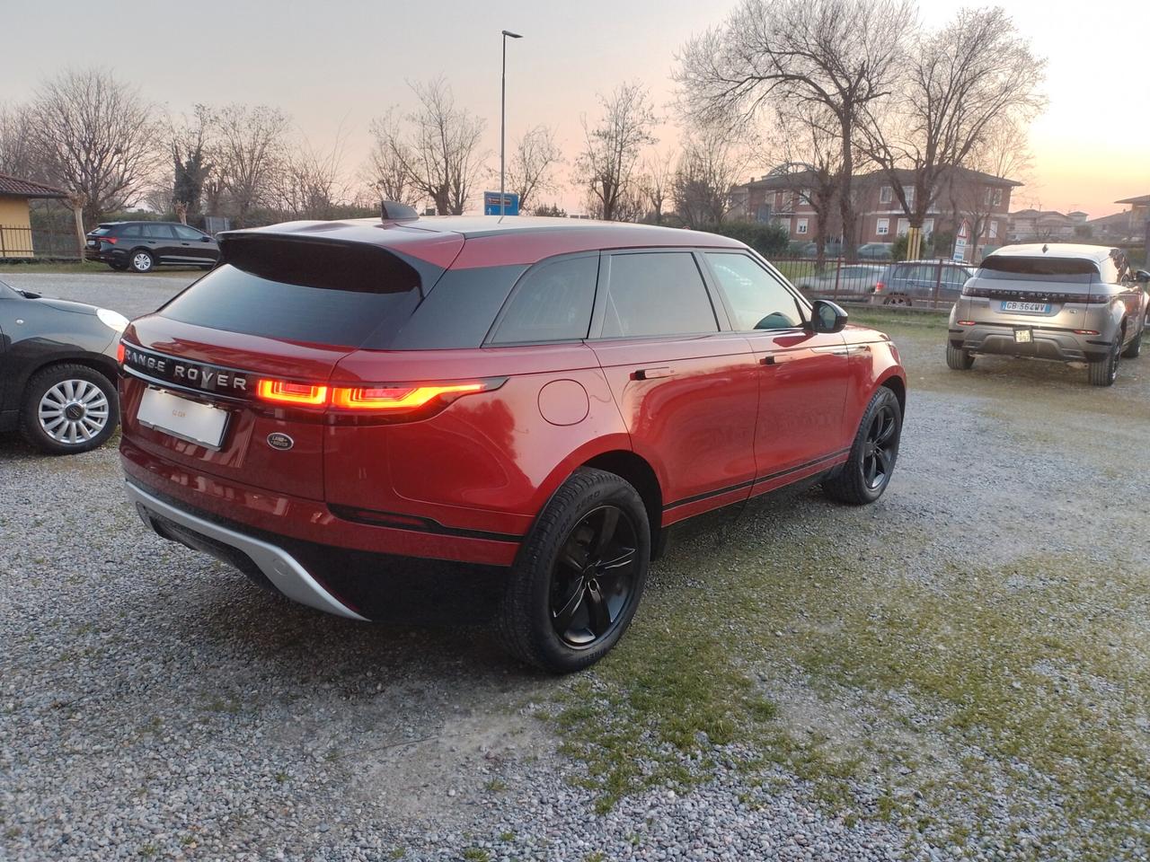 Land Rover Range Rover Velar Range Rover Velar 2.0D I4 180 CV R-Dynamic 4X4