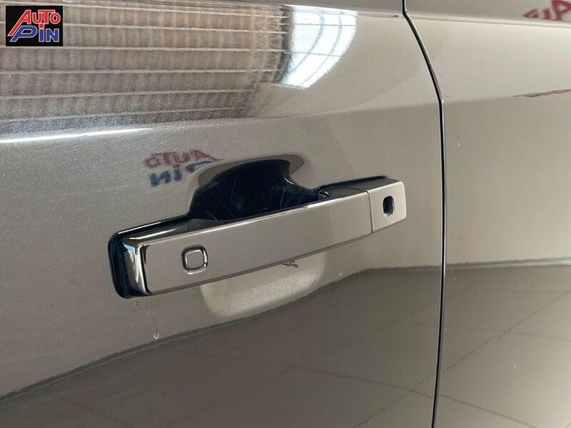 Land Rover Defender 3.0 D6 200 110 SE AWD auto.CONTO VENDITA