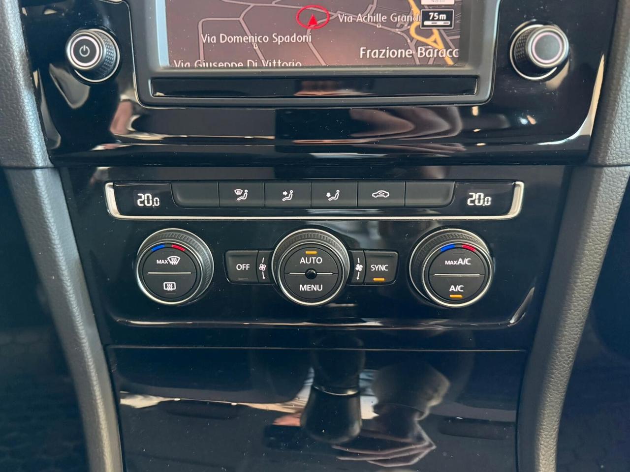 Volkswagen Golf 2.0 TDI 5p. Highline BlueMotion Technology