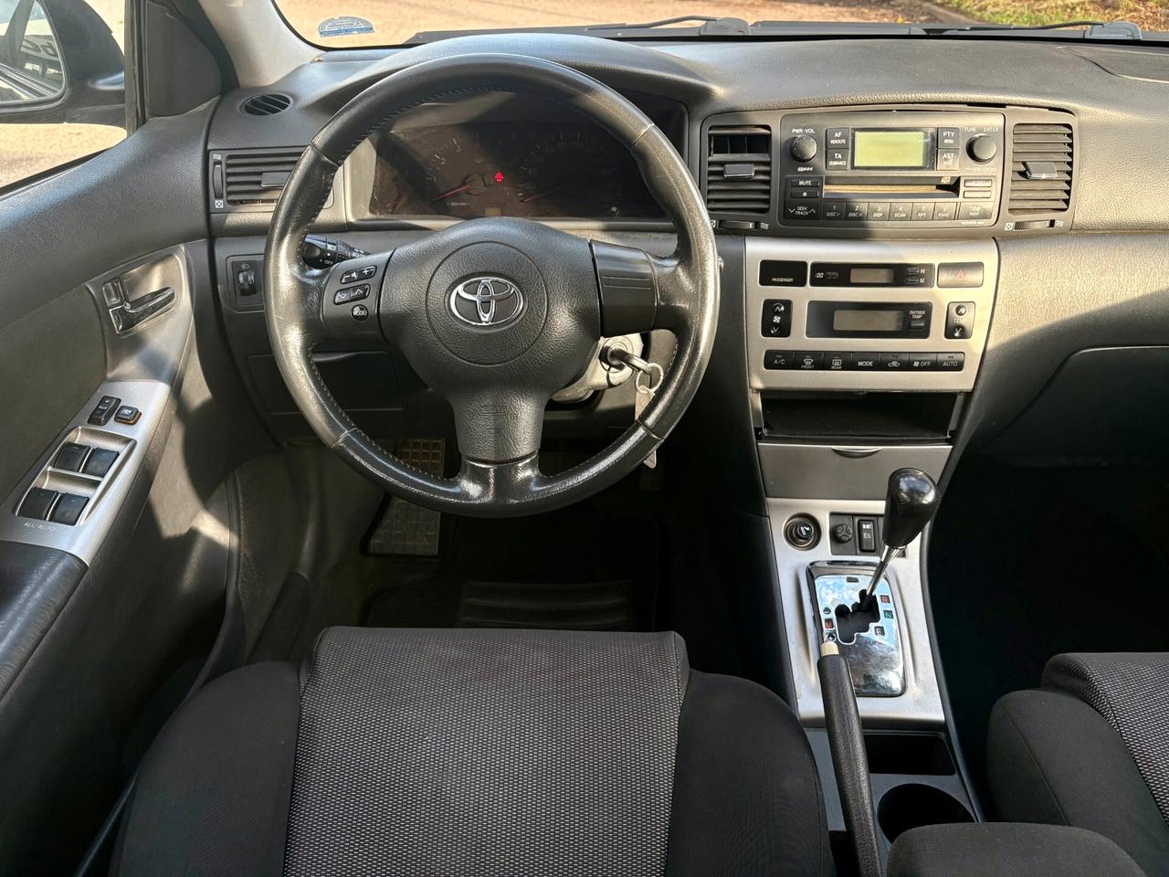 Toyota Corolla 1.4 D-4D M-MT 5 porte Sol ESP