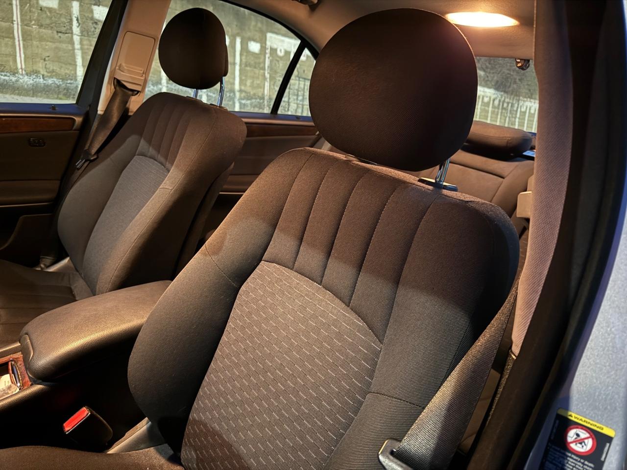 Mercedes-benz C220CDI Avantgarde Sport UNICOPRO2006