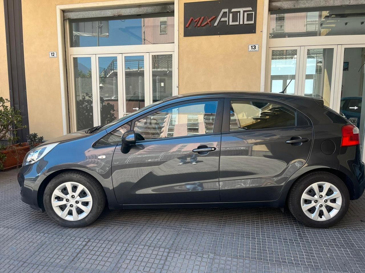 Kia Rio 1.2 CVVT 5p. Cool