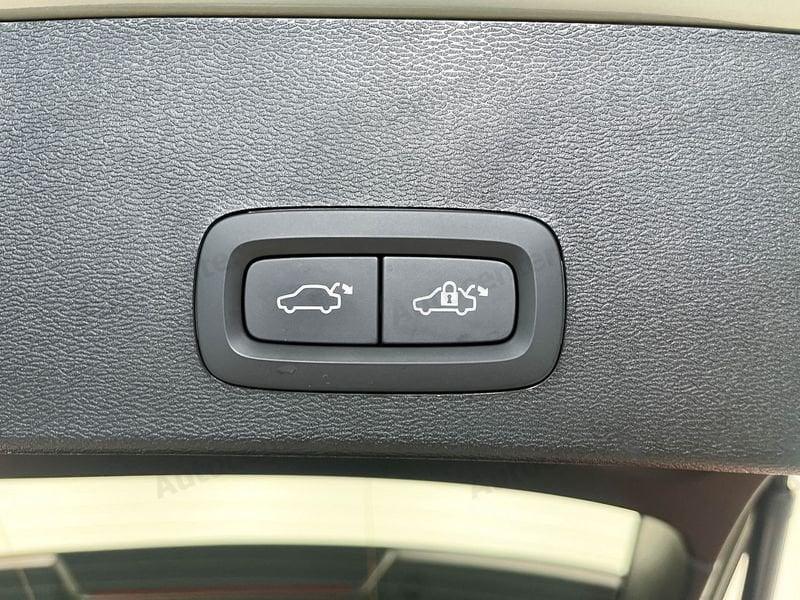 Volvo XC40 XC40 T4 PLUG IN CORE