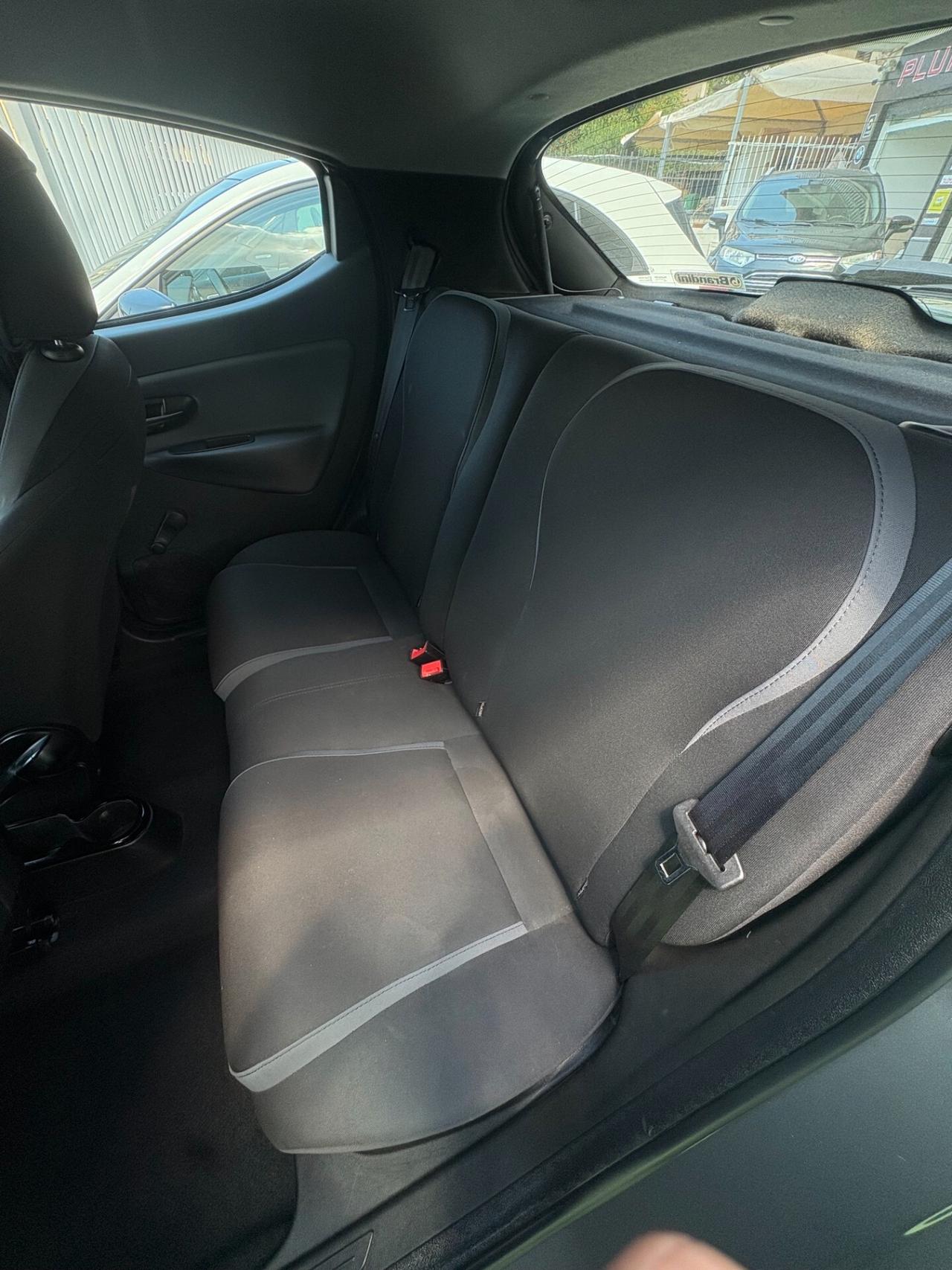 Lancia Ypsilon 1.2 69 CV 5 porte Silver