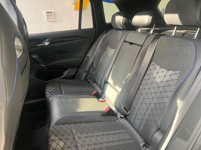 VOLKSWAGEN Tiguan 2.0 TDI 150 CV DSG R-Line Plus da ?519,00 mensili