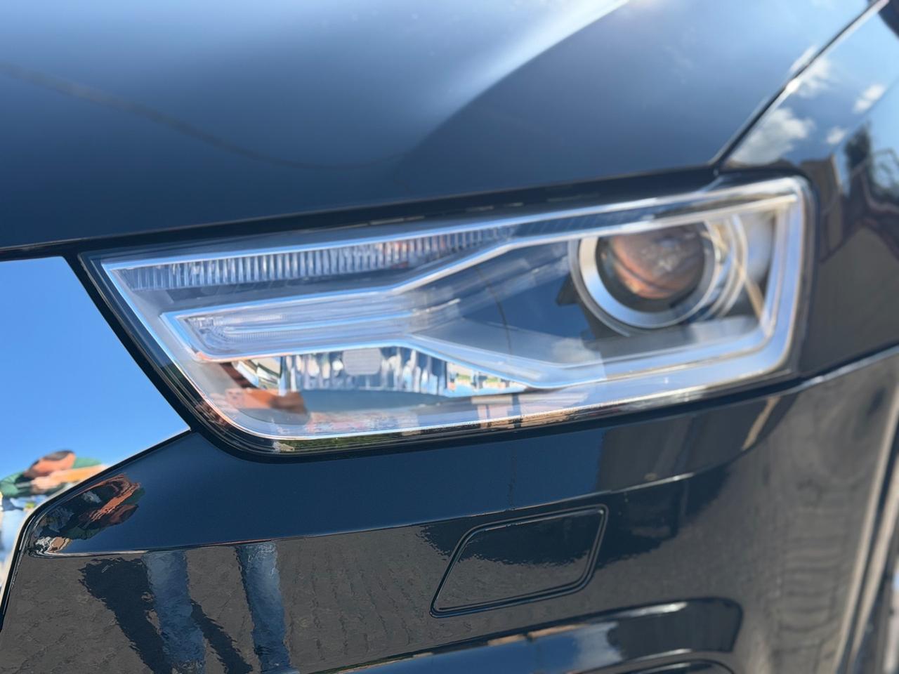 Audi Q3 2.0 TDI 120 CV Business