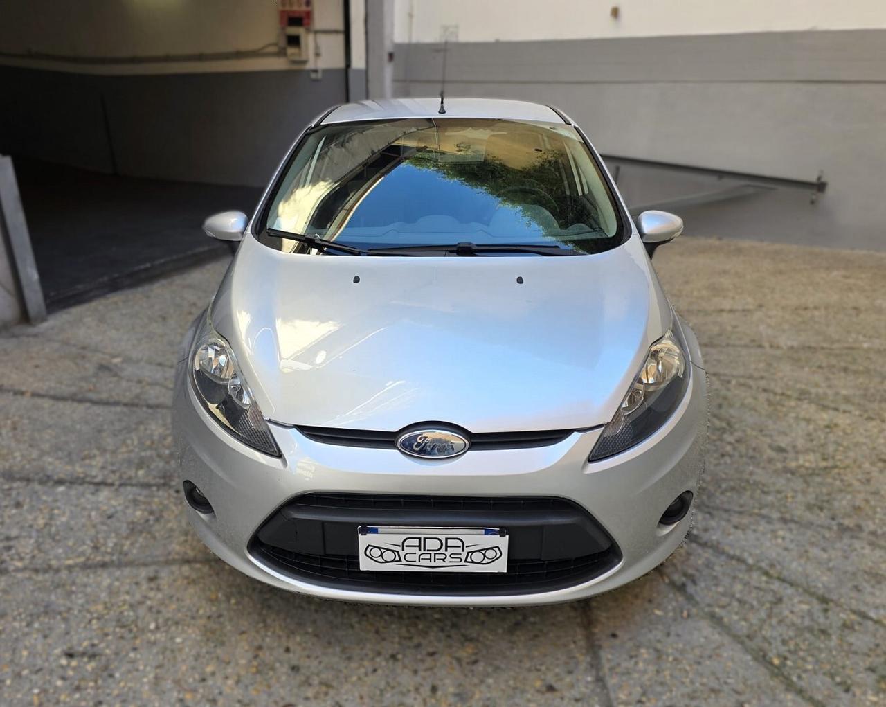 FORD FIESTA 1.4 AUTOMATICA