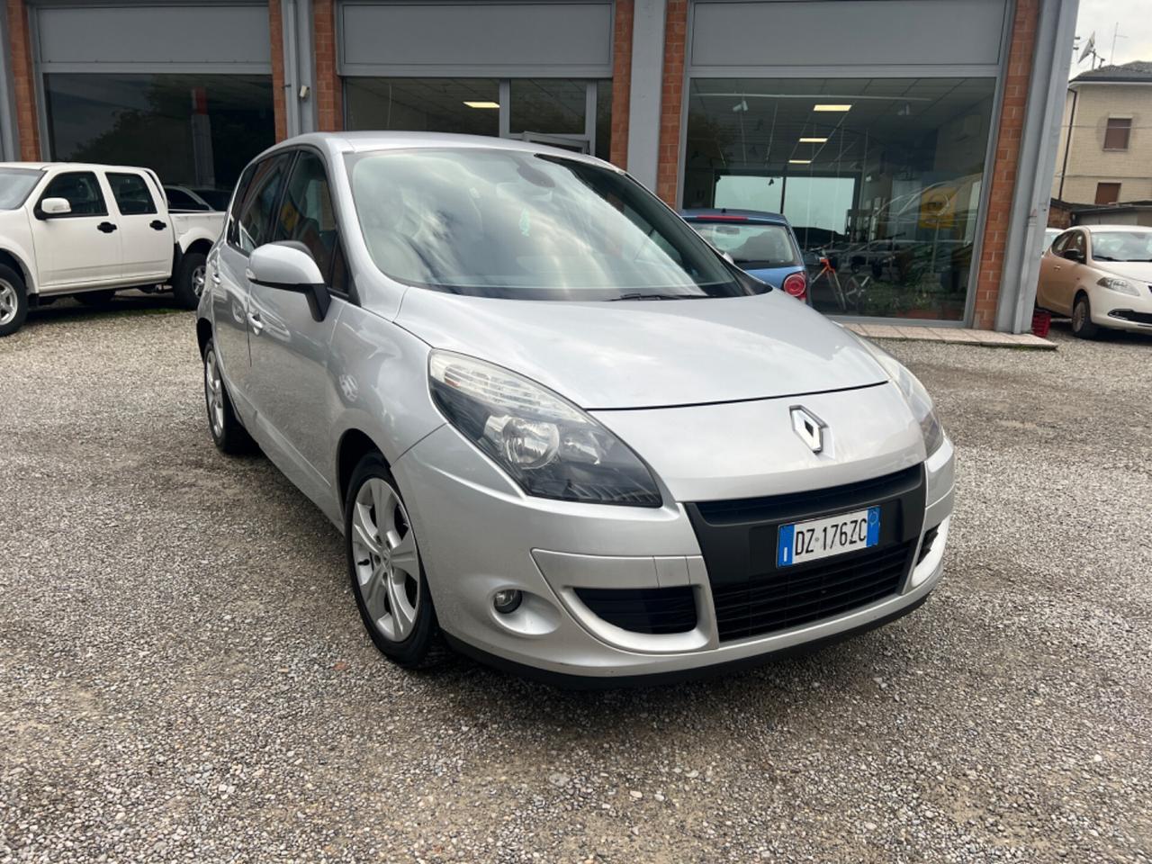 Renault Scenic Scénic X-Mod 1.5 dCi 110CV Confort