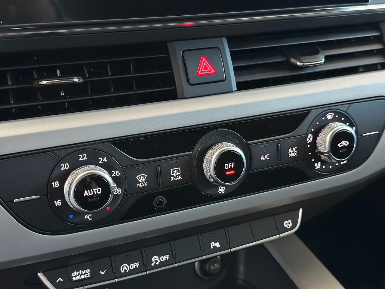 Audi A4 Avant 35 TFSI MHEV Business 150CV S-Tronic