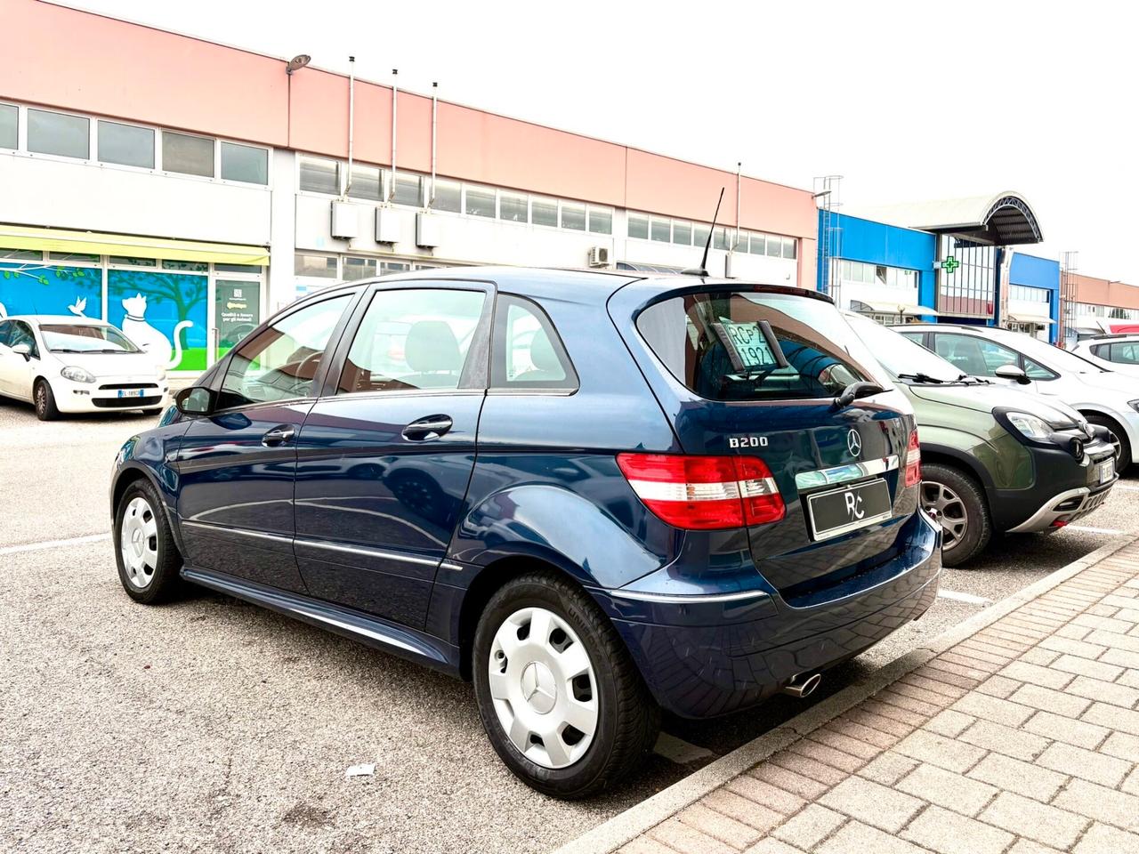Mercedes-benz B 200