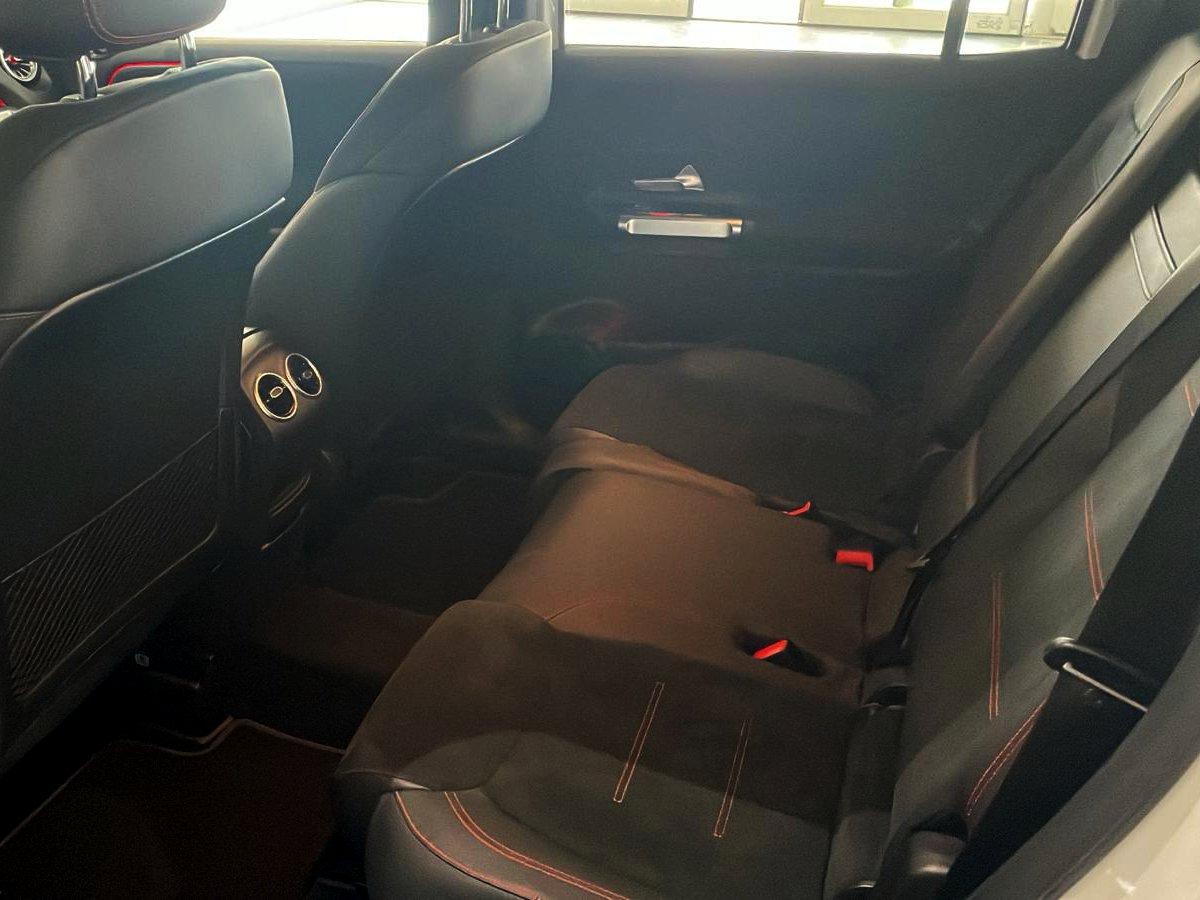Mercedes-Benz GLB - X247 2019 - GLB 200 d Premium auto