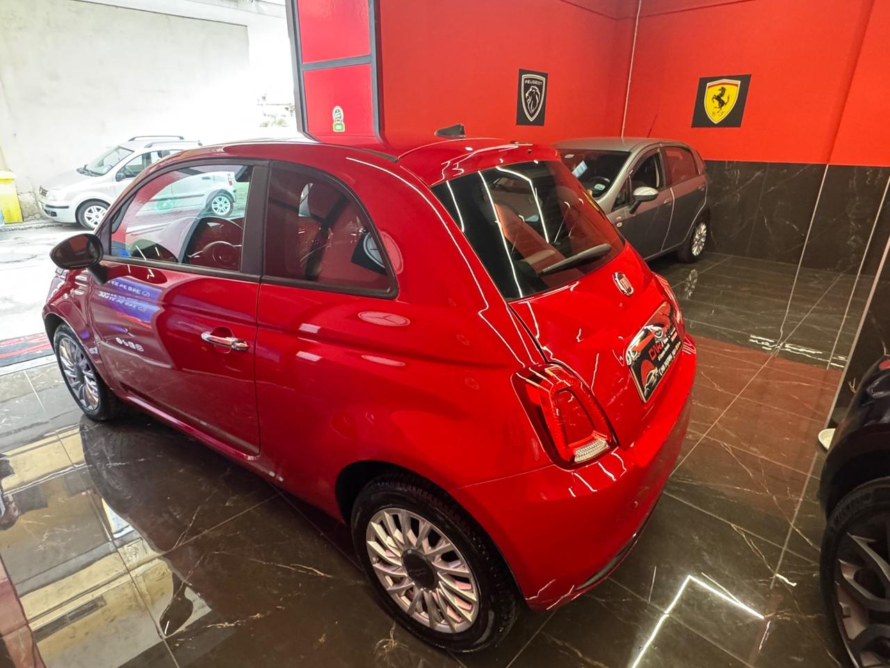 Fiat 500 1.0 Hybrid Red
