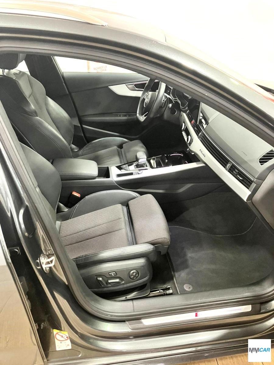 AUDI - A4 Avant - 40 TDI quattro S tr. S line ed.