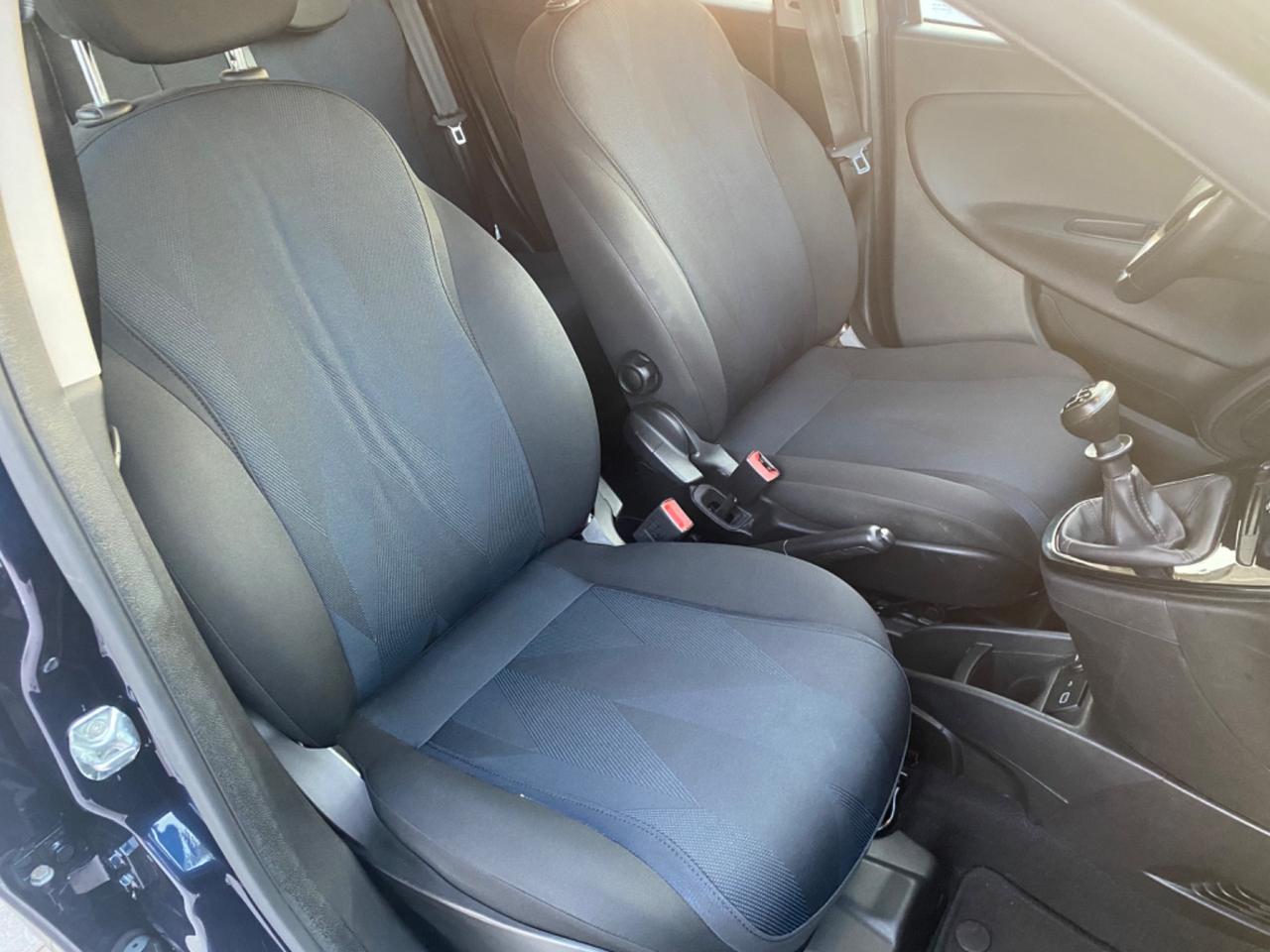 Lancia Ypsilon 1.2 69 CV 5 porte Gold