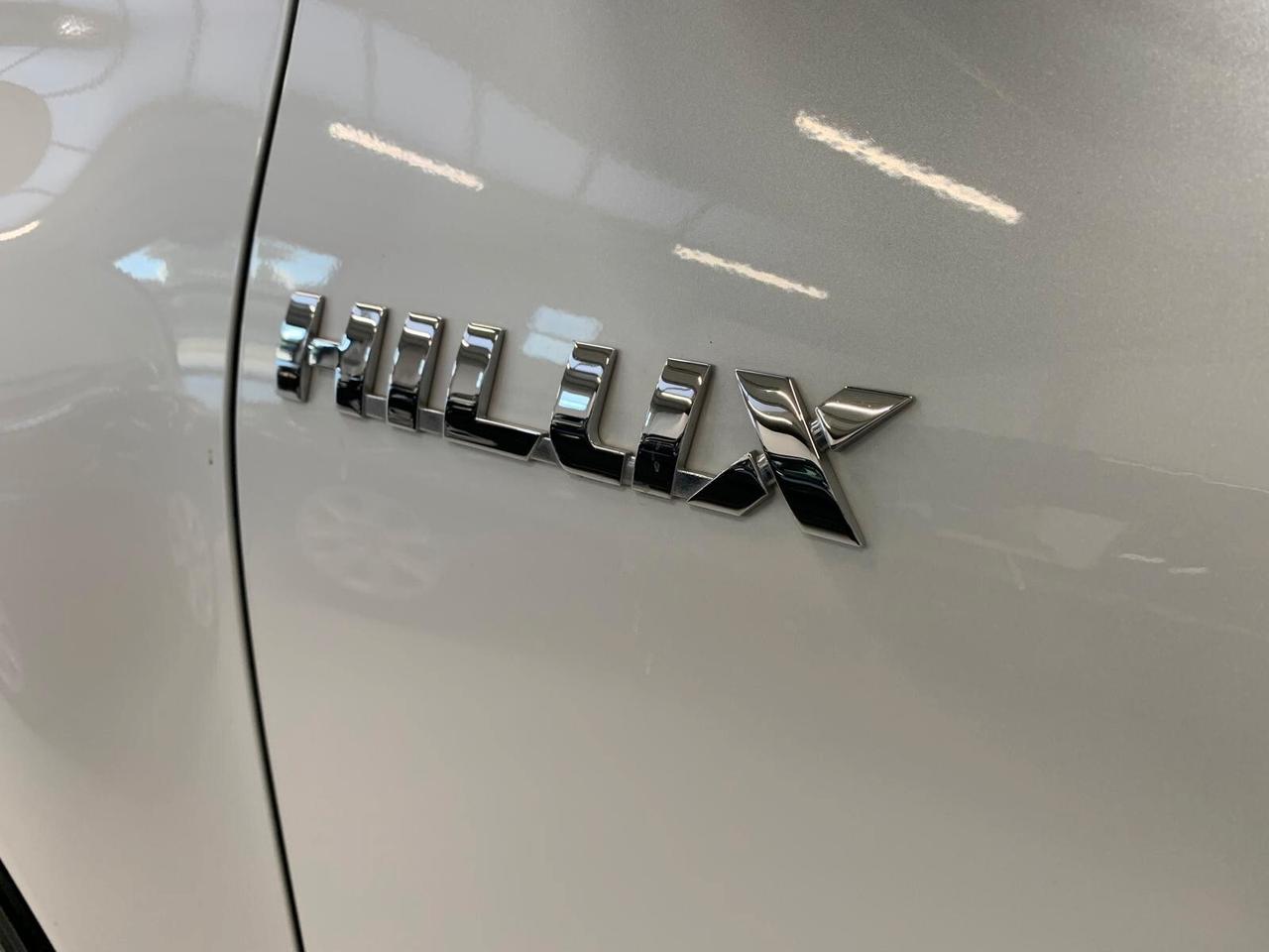 Toyota Hilux 2.8 D A/T 4WD 4 porte Double Cab Executive