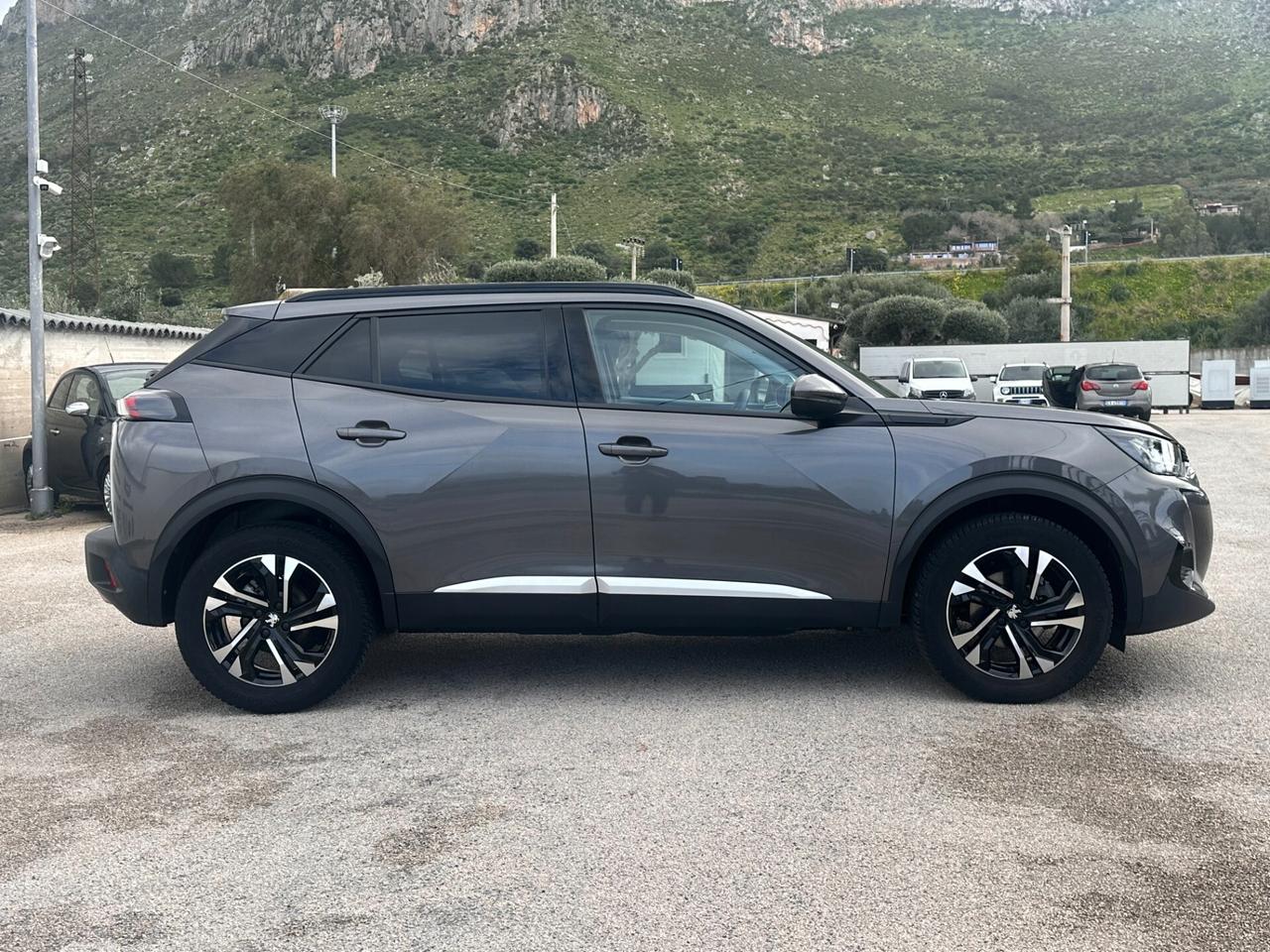 Peugeot 2008 PureTech 130 S&S EAT8 Allure Pack