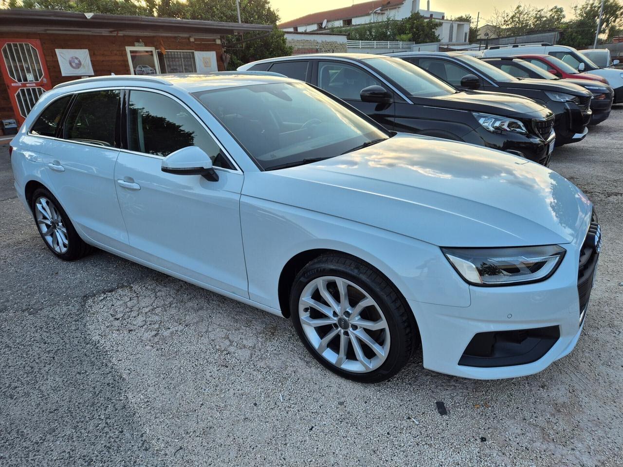 Audi A4 Avant 35 TDI/163 CV S tronic Business