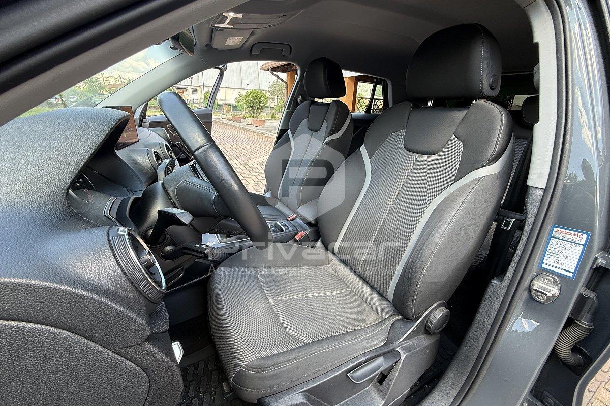 AUDI Q2 1.6 TDI S line Edition