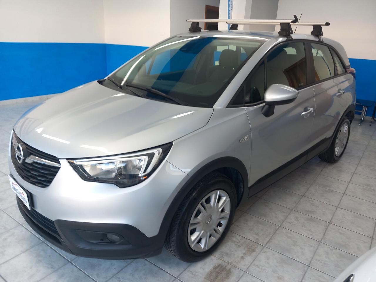 Opel Crossland anno 2018 1.2 benzina 105 mila km