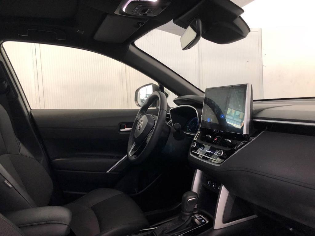 Toyota Corolla Cross 2.0 VVT-iE Hybrid Lounge Light AWD-i E-CVT