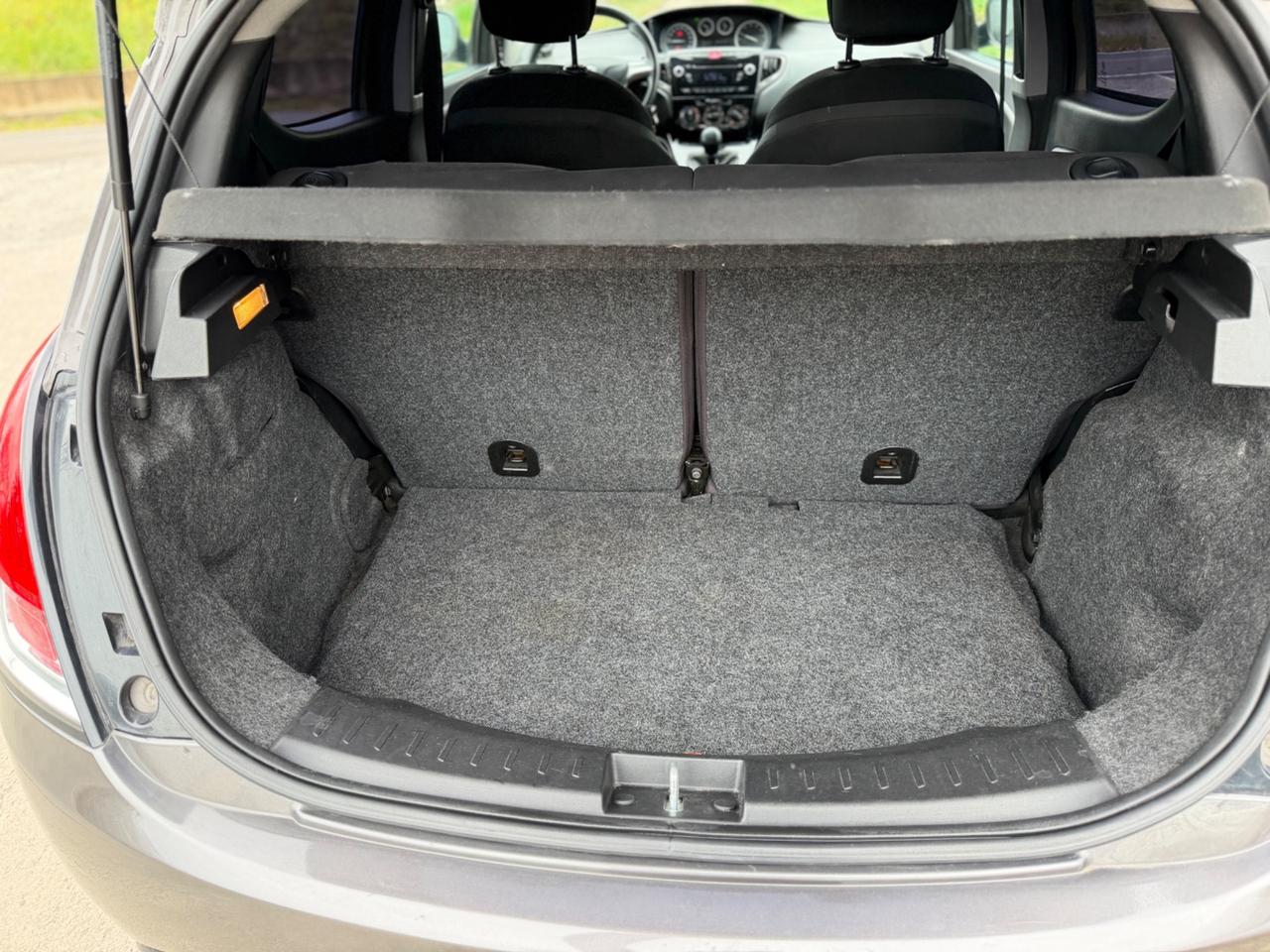 Lancia Ypsilon 1.2 69 CV 5 porte GPL Ecochic Gold