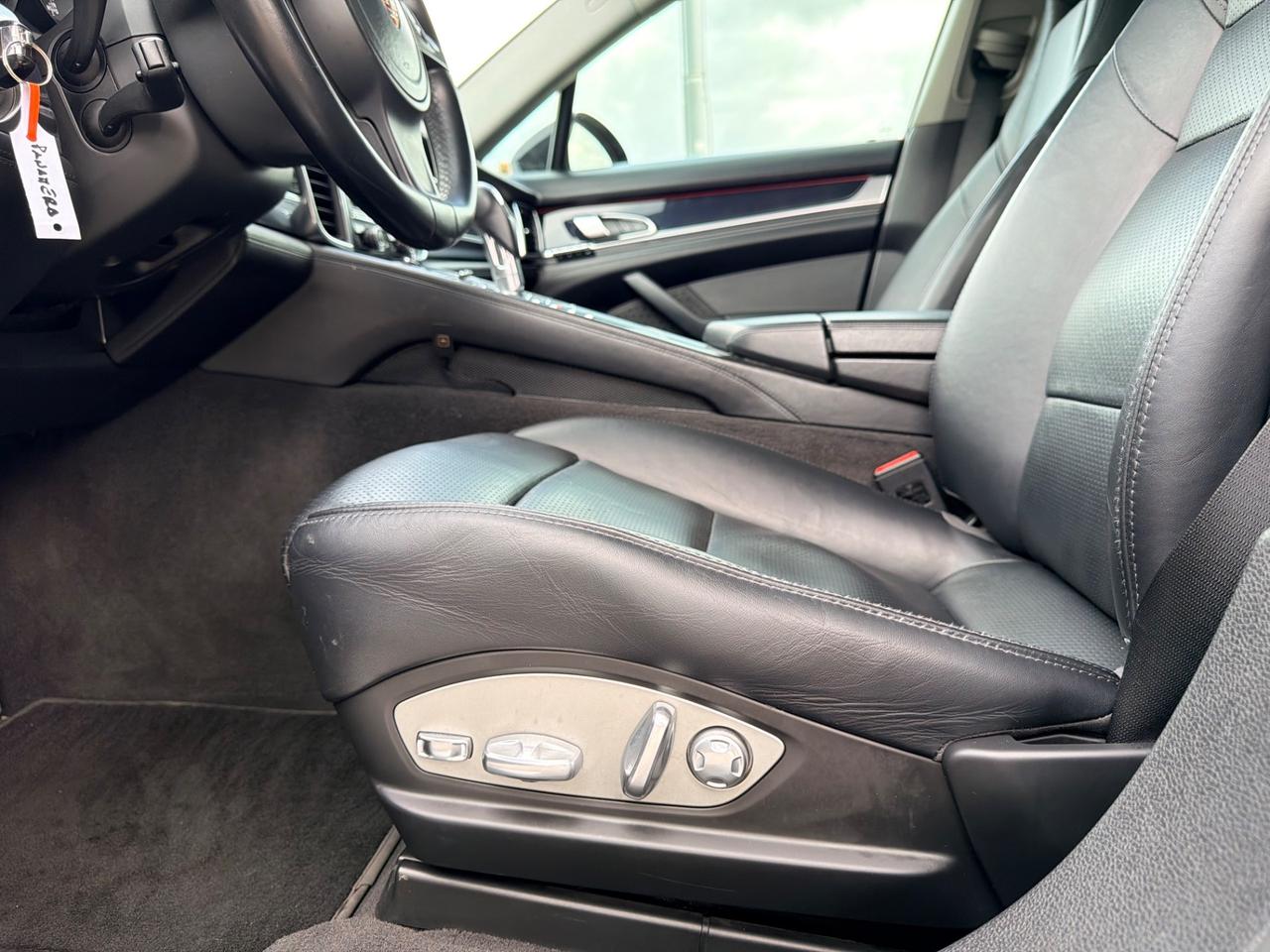 Porsche Panamera 3.0 Diesel 300cv da vetrina