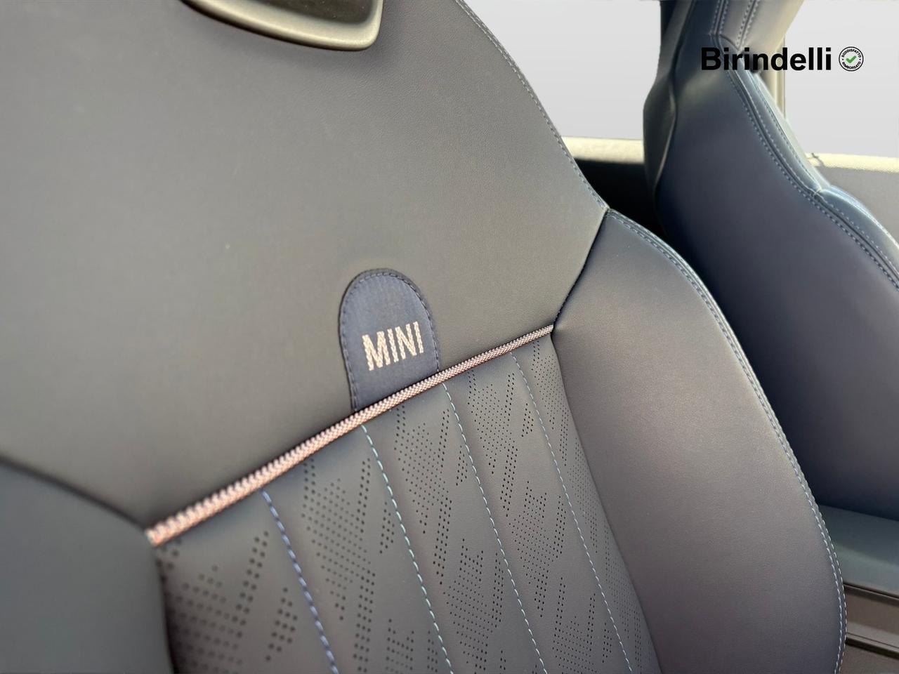 MINI Mini 5ª serie (F66) - Mini Cooper C Favoured