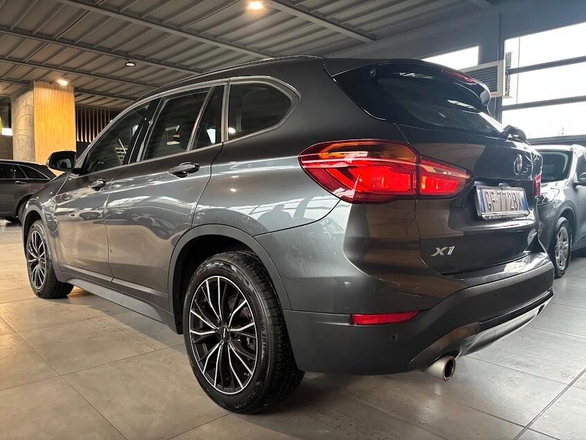 Bmw X1 sDrive18i Advantage