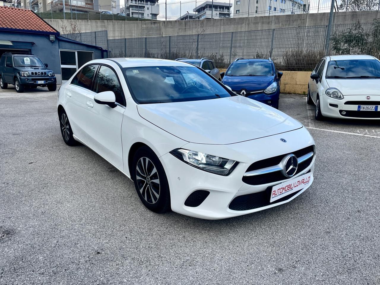 Mercedes-benz A 180 d Automatic 4p. Business