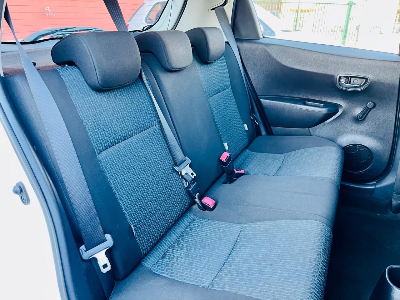 Toyota Yaris 1.0 5 porte