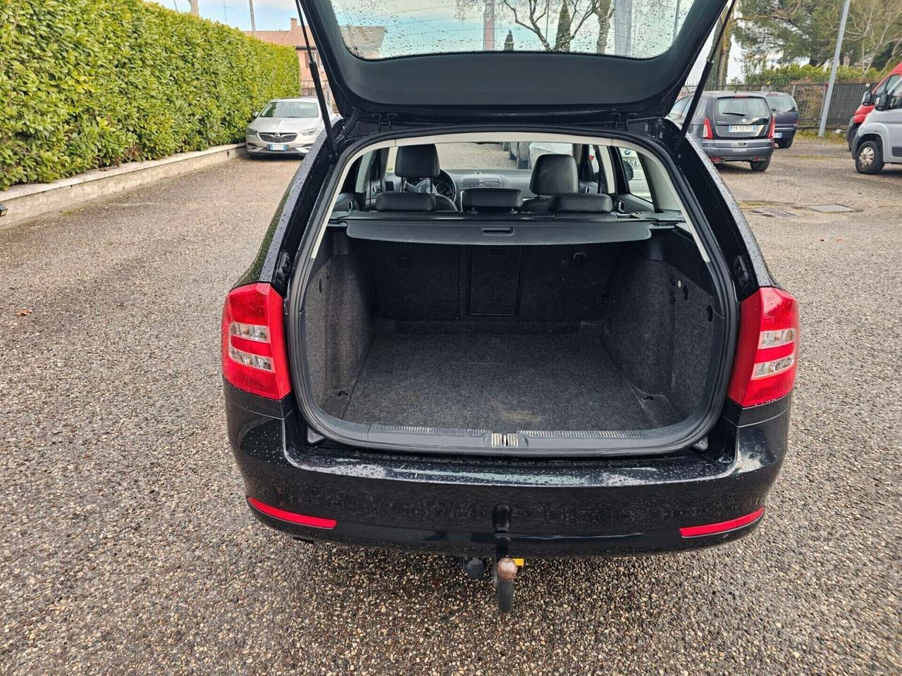 Skoda Octavia 1.6 TDI CR F.AP. Wagon Elegance