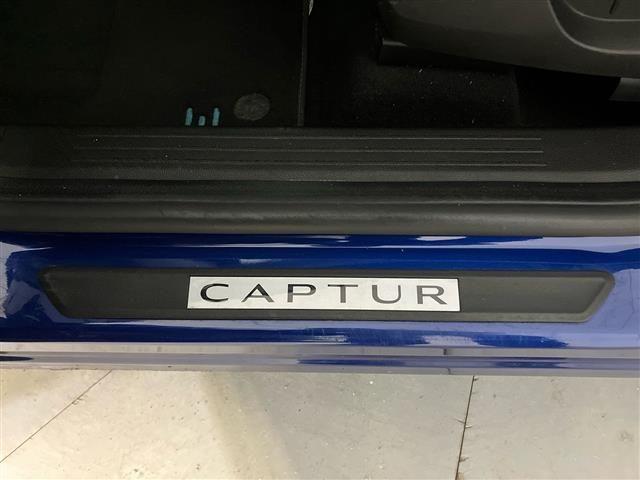 RENAULT Captur 1.6 E-Tech hybrid Zen 145cv auto