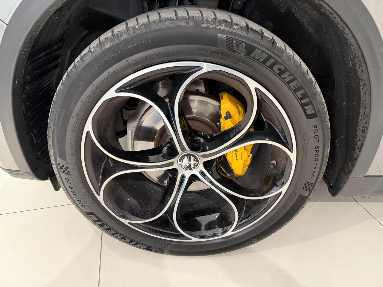 Alfa Romeo Stelvio 2.2 Turbodiesel 210 CV AT8 Q4 Executive