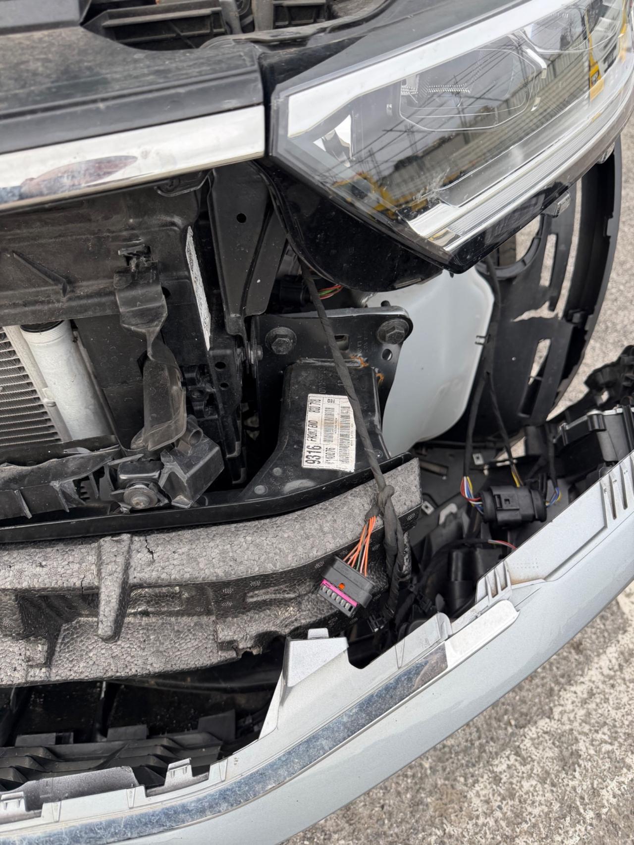 Volkswagen T-Roc 1.0 TSI INCIDENTATA