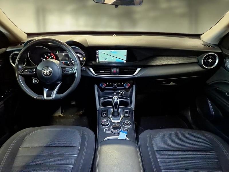 ALFA ROMEO STELVIO 2.2 TURBO DIESEL 160 CV BUSINESS AT8 RWD SUV