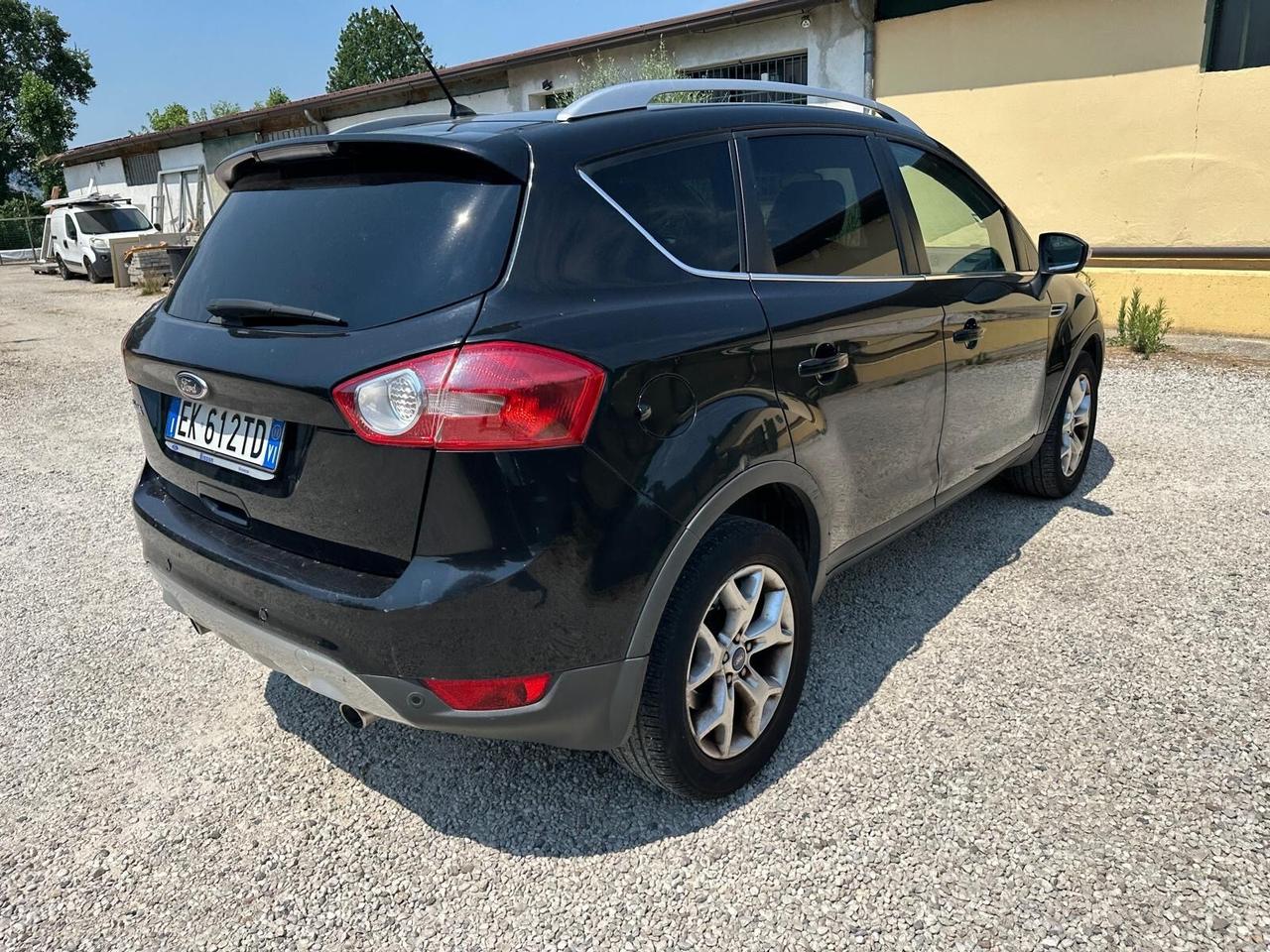 Ford Kuga 2.0 TDCi 140 CV 2WD Titanium