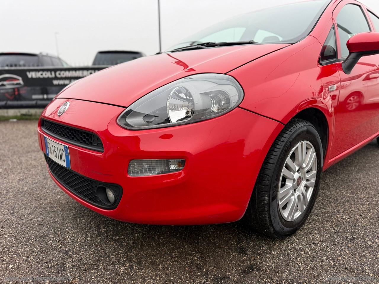 FIAT Punto 1.3 MJT II S&S 75CV LOUNGE