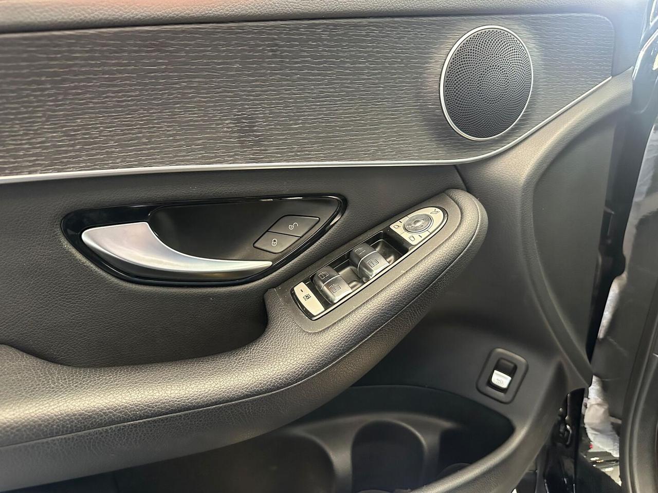Mercedes Classe GLC 220 d 4matic Business Auto Led Camera Pelle