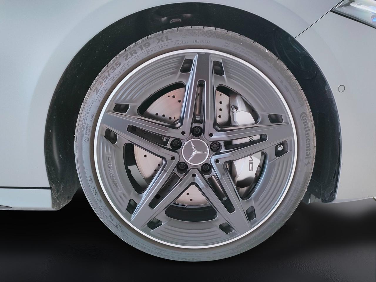 Mercedes-Benz Classe A - W177 2023 - Mercedes-AMG A 35 RACE EDITION