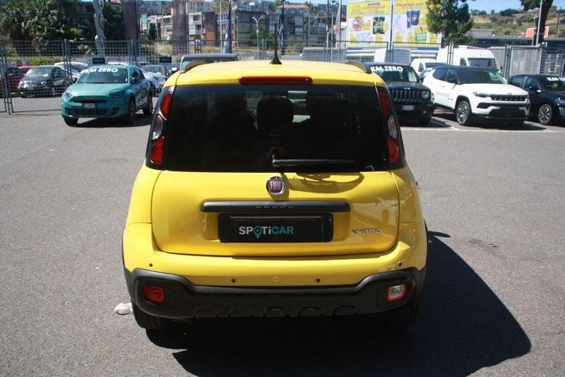 FIAT Panda 1.0 FireFly S&S Hybrid Pandina