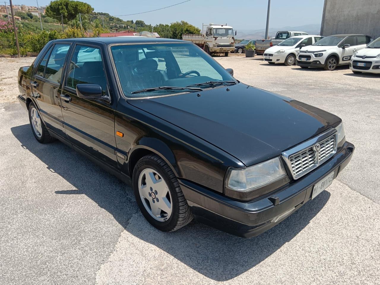 Lancia Thema 8.32 cat