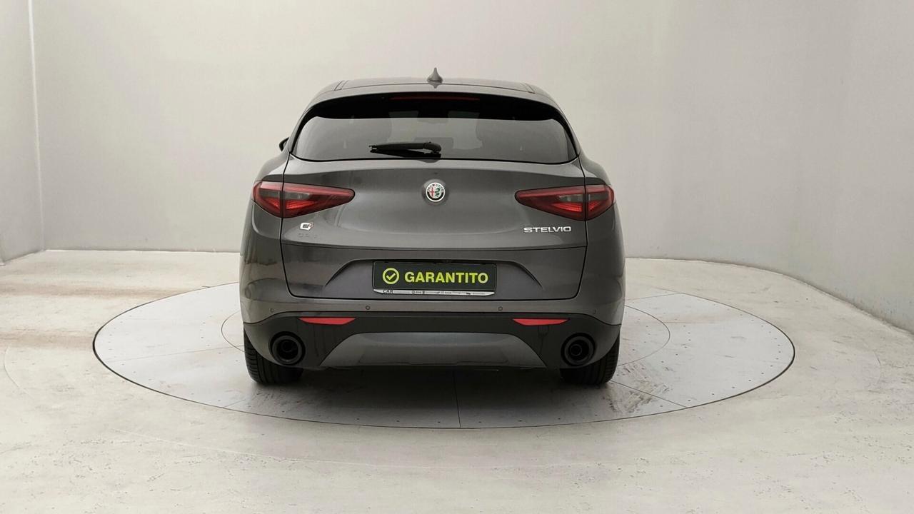 Alfa Romeo Stelvio 2.2 Turbodiesel 190 CV AT8 Q4 Sprint