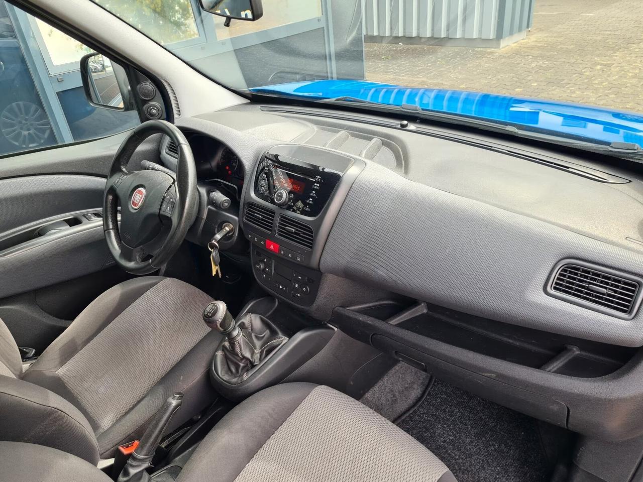 Fiat Doblò 1.6 MJT 16V Emotion 5 POSTI