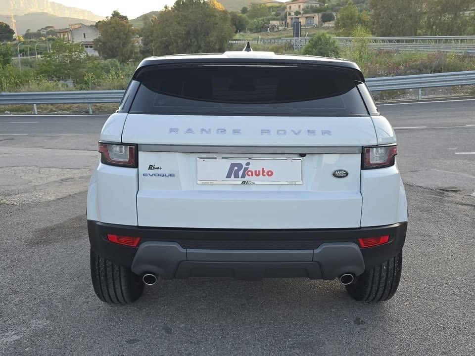 Land Rover Range Rover Evoque Range Rover Evoque 2.0 eD4 5p. Urban Attitude Edition