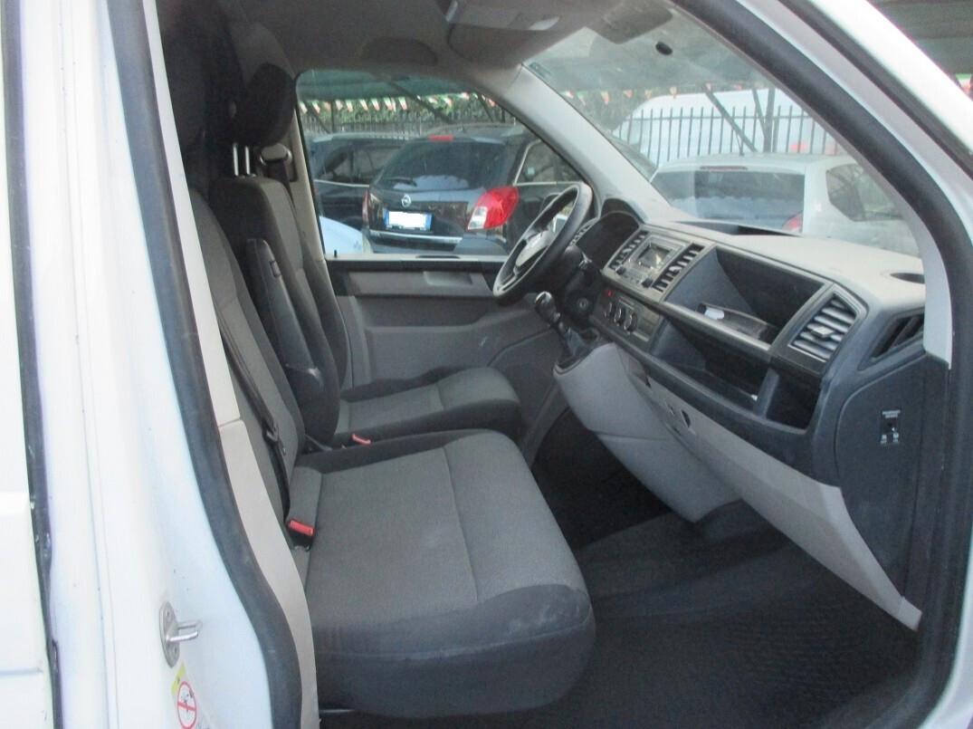 Volkswagen Transporter 2.0 TDI 102 CV 3 POSTI