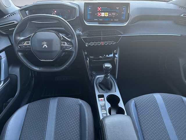 Peugeot 2008 1.2 PureTech 130 CV ALLURE