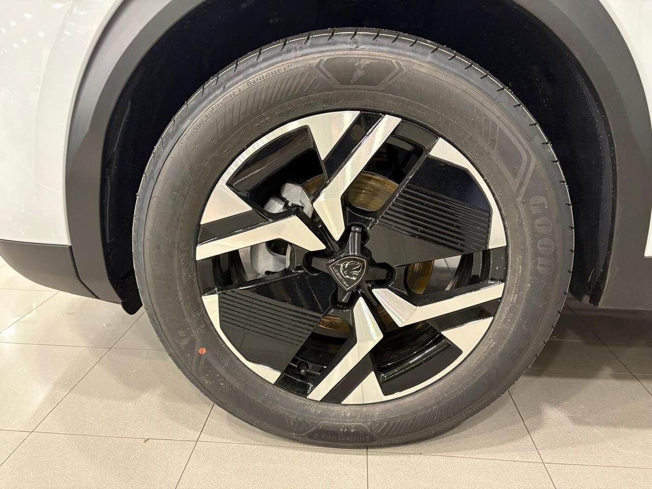 Peugeot 2008 1.2 puretech Allure s&s 100cv